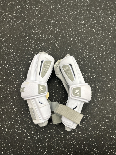 Vist Large View of Product Image Which is Used STX STALLION 1K ARM GUARD Lacrosse Arm Pads/Guards White LG