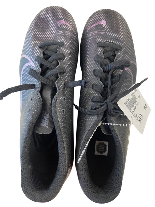 Vist Large View of Product Image Which is Used Nike Soccer Cleats Black Senior 5.5