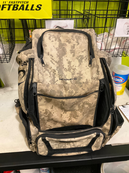 Vist Large View of Product Image Which is Used Latitude 64 Disc Golf Backpack Brown