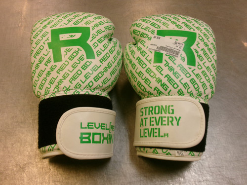 Vist Large View of Product Image Which is Used Boxing Gloves Green MD