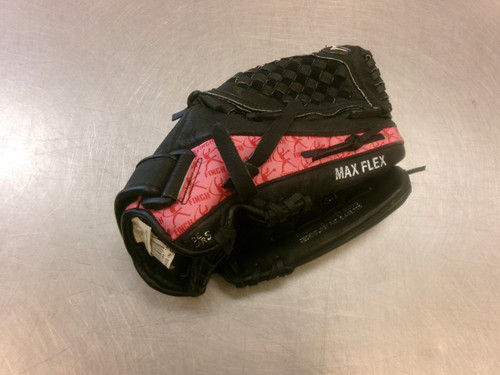 Vist Large View of Product Image Which is Used Mizuno FINCH BB/SB Glove RH Throw Black 11 1/2"