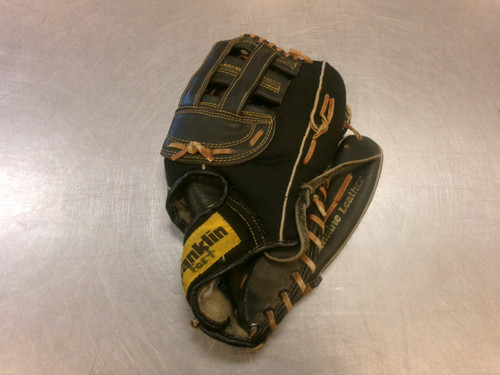 Vist Large View of Product Image Which is Used Franklin 4951 BB/SB Glove RH Throw Black 13"