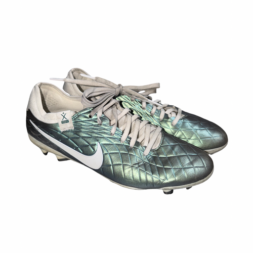 Vist Large View of Product Image Which is Used Nike Soccer Cleats Grey Senior 7