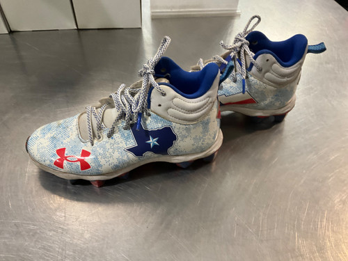 Vist Large View of Product Image Which is Used Under Armour Jr FB Cleats White Junior 04.5