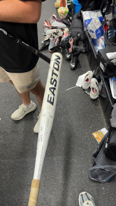 Vist Large View of Product Image Which is Used Easton GHOST UNLIMITED BB/SB Fastpitch Bat 32"