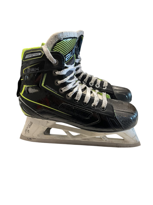 Vist Large View of Product Image Which is Used Bauer GSX SZ 7 Senior Goalie Skate Senior 7