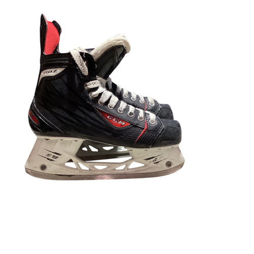 Vist Large View of Product Image Which is Used CCM RBZ 80 Junior Hockey Skate Junior 05.5
