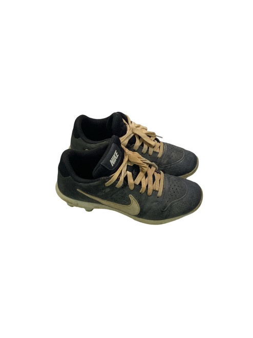 Vist Large View of Product Image Which is Used Nike NIKE BLK/WHT BBALL CLEATS BB/SB Cleats Black Junior 04.5