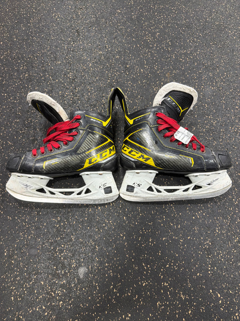 Vist Large View of Product Image Which is Used CCM TACKS 9370 Junior Hockey Skate Junior 03.5