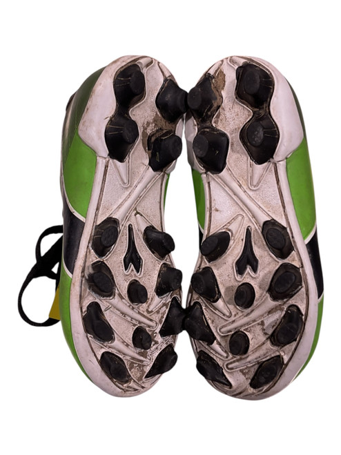 Vist Large View of Product Image Which is Used Diadora Soccer Cleats Green Youth 08.0