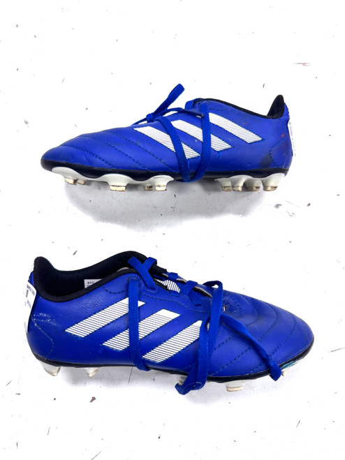 Vist Large View of Product Image Which is Used Adidas Soccer Cleats Royal Blue Junior 01