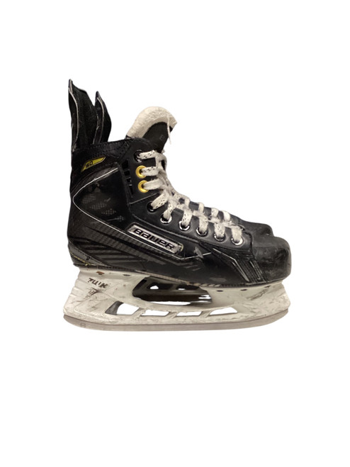 Vist Large View of Product Image Which is Used Bauer SUPREME 160 Junior Hockey Skate Junior 05.5