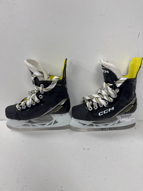 Vist Large View of Product Image Which is Used CCM TACKS AS 560 Junior Hockey Skate Junior 01 (new =$130)