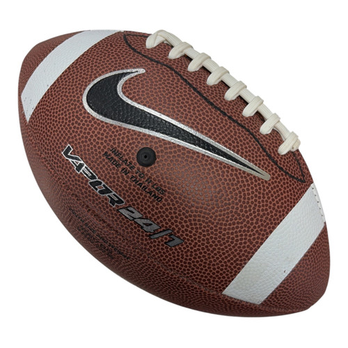 Vist Large View of Product Image Which is Used Nike Junior Football