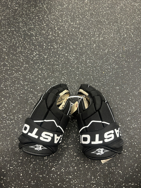 Vist Large View of Product Image Which is Used Easton STEALTH S3 Junior Gloves Black 12"