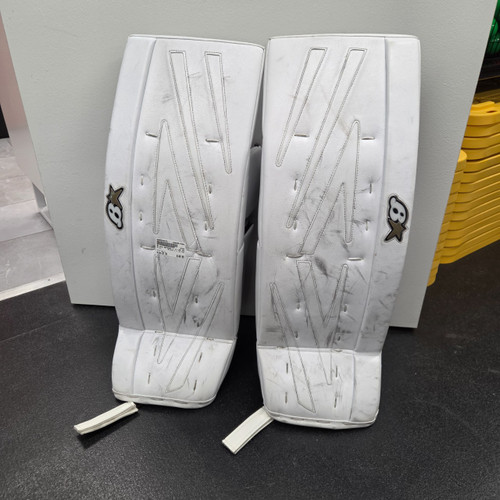 Vist Large View of Product Image Which is Used Brians NETZERO 3 +1 LEG PADS Goalie Leg Pads Junior White 29"
