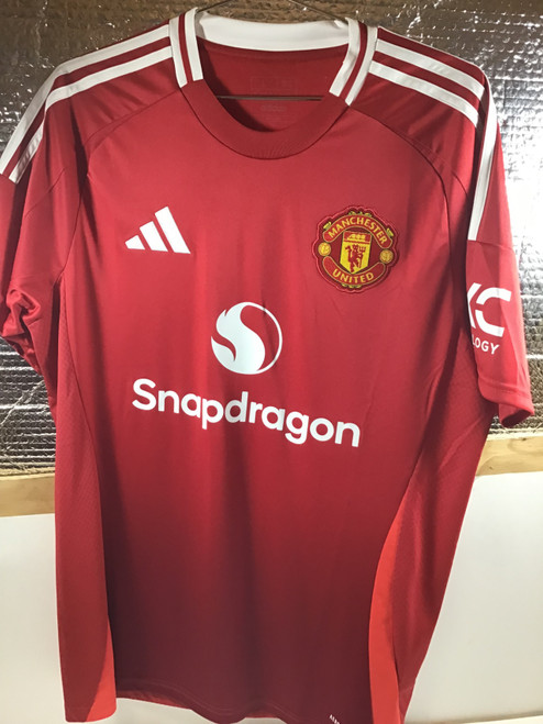Vist Large View of Product Image Which is NEW Adidas MANCHESTER UNITED SNAPDRAGON JERSEY Soccer Top Adt Red LG