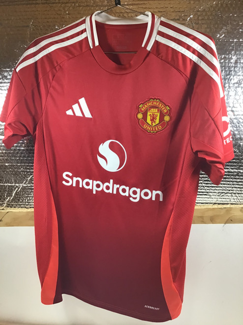Vist Large View of Product Image Which is NEW Adidas MANCHESTER UNITED RASHFORD JERSEY Soccer Top Adt Red And White SM