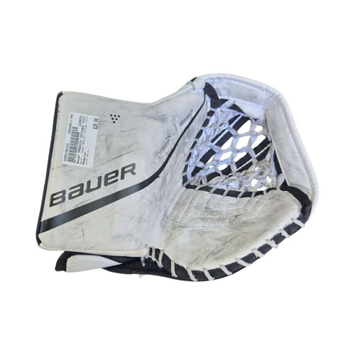 Vist Large View of Product Image Which is Used Bauer PRODIGY CATCHER YOUTH Youth Goalie Catcher White