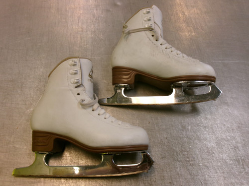 Vist Large View of Product Image Which is Used Jackson MYSTIQUE Girls Figure Skate White Junior 03.5