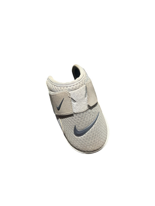 Vist Large View of Product Image Which is Used Nike ELBOW GUARD Field Equipment