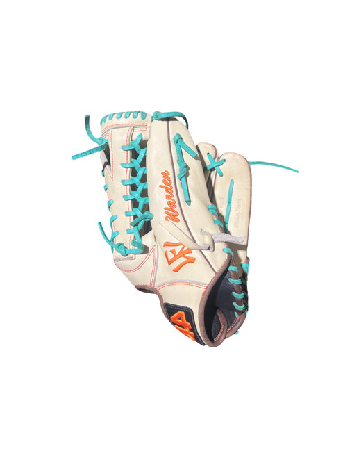 Vist Large View of Product Image Which is Used 44 PRO CLASSIC SERIES BB/SB Glove RH Throw Tan 12 3/4"
