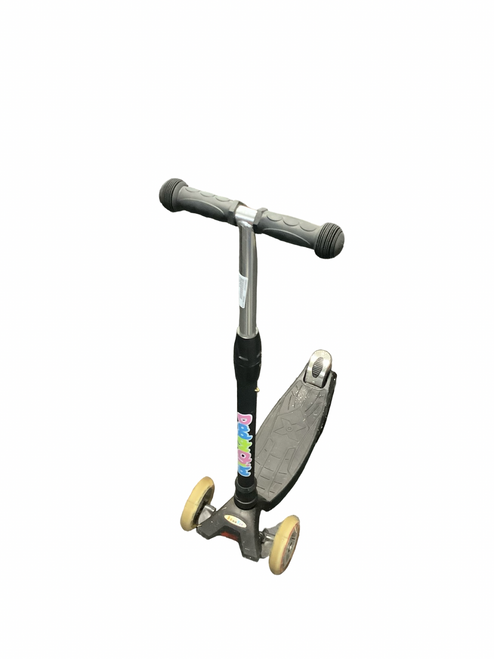 Vist Large View of Product Image Which is Used 3 WHEEL SCOOTER Scooter Black