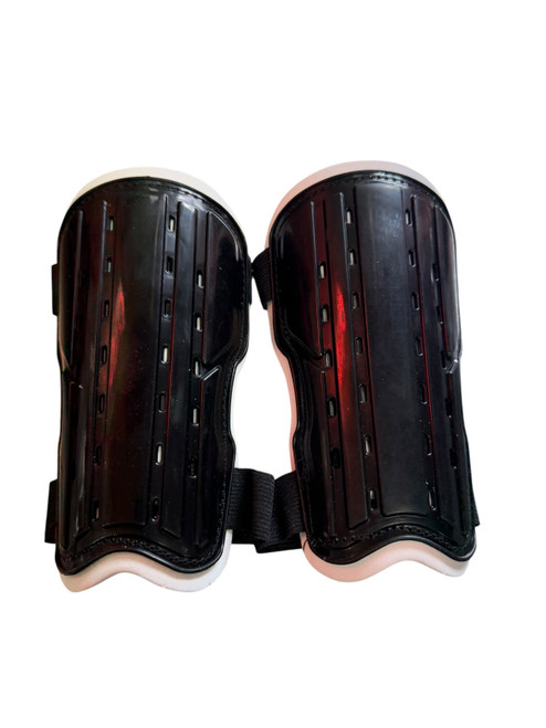 Vist Large View of Product Image Which is Used Soccer Shin Guards Junior Black LG