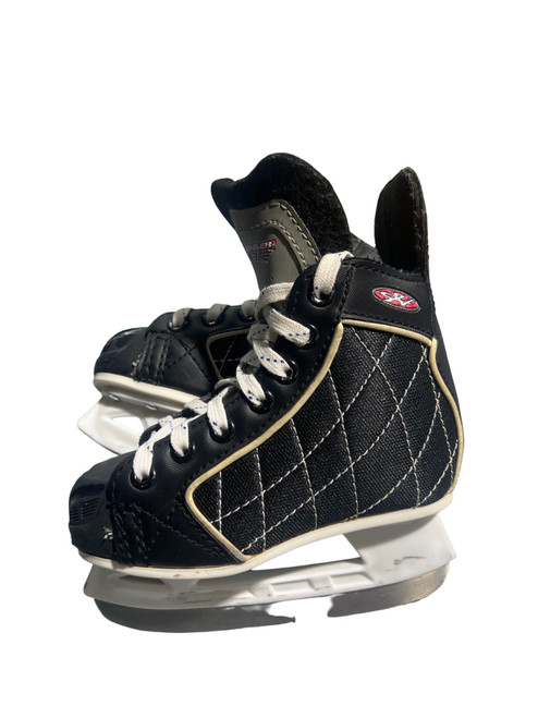 Vist Large View of Product Image Which is Used SKATE Youth Hockey Skate Youth 11.0
