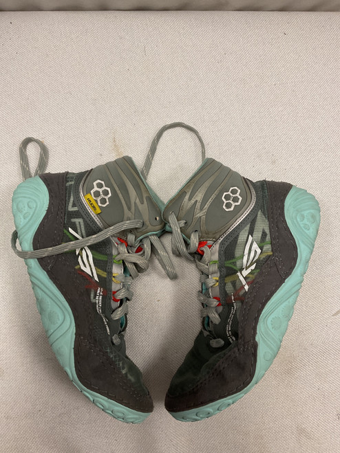 Vist Large View of Product Image Which is Used Rudis Wrestling Shoes Grey Junior 05.5
