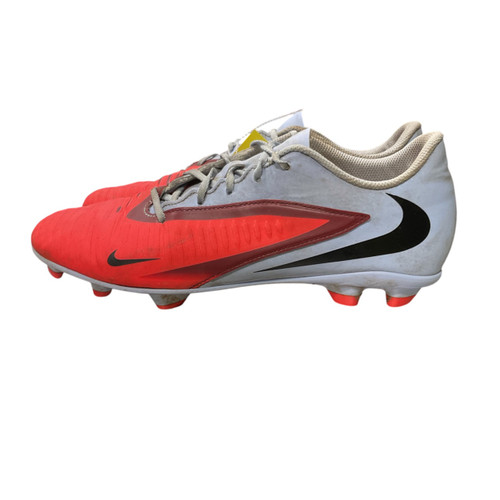 Vist Large View of Product Image Which is Used Nike Soccer Cleats Orange Senior 9.5