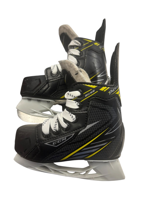 Vist Large View of Product Image Which is Used CCM TACKS 2092 SKATES Youth Hockey Skate Youth 08.0
