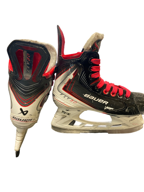 Vist Large View of Product Image Which is Used Bauer FLY30 Junior Hockey Skate Junior 02.5