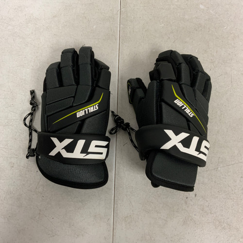 Vist Large View of Product Image Which is Used STX STALLION 200 Lacrosse Gloves Junior Black MD