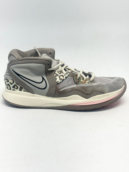 Vist Large View of Product Image Which is Used Nike KYRIE INFINITY LEOPARD Basketball Shoes M Grey Senior 11