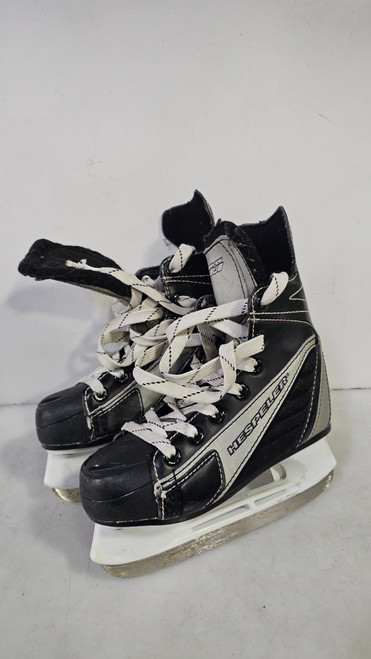 Vist Large View of Product Image Which is Used Hespeler ROUGE Youth Hockey Skate Youth 13.0