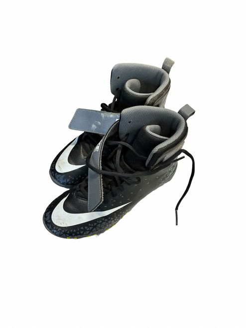 Vist Large View of Product Image Which is Used Nike CLEATS BB/SB Cleats Black Junior 03