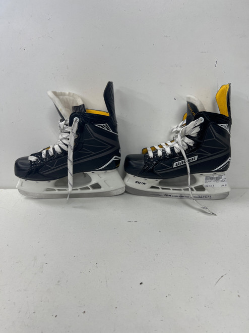 Vist Large View of Product Image Which is Used Bauer SUPREME S150 Junior Hockey Skate Junior 04.5