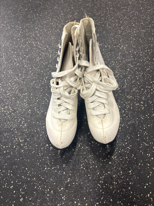 Vist Large View of Product Image Which is Used FIGURE SKATES WomensFigure Skate White Senior 6