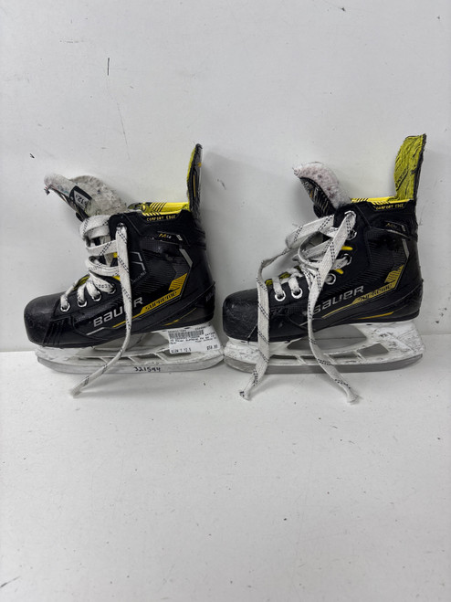 Vist Large View of Product Image Which is Used Bauer SUPREME M4 Youth Hockey Skate Youth 12.5