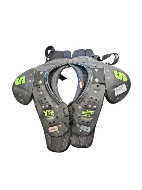 Vist Large View of Product Image Which is Used Schutt Y FLEX 4.0 FB Shoulder Pads Black SM