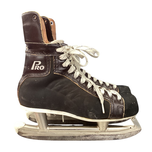 Vist Large View of Product Image Which is Used CCM PRO - VINTAGE Senior Hockey Skate Senior 8.5