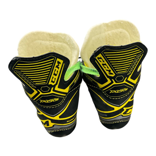 Vist Large View of Product Image Which is Used CCM SUPER TACKS 9350 Youth Hockey Skate Youth 12.0