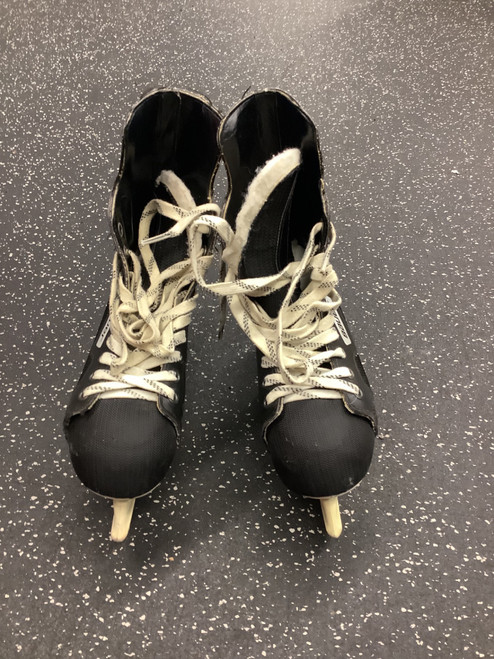 Vist Large View of Product Image Which is Used Bauer CHALLENGER Senior Hockey Skate Senior 9