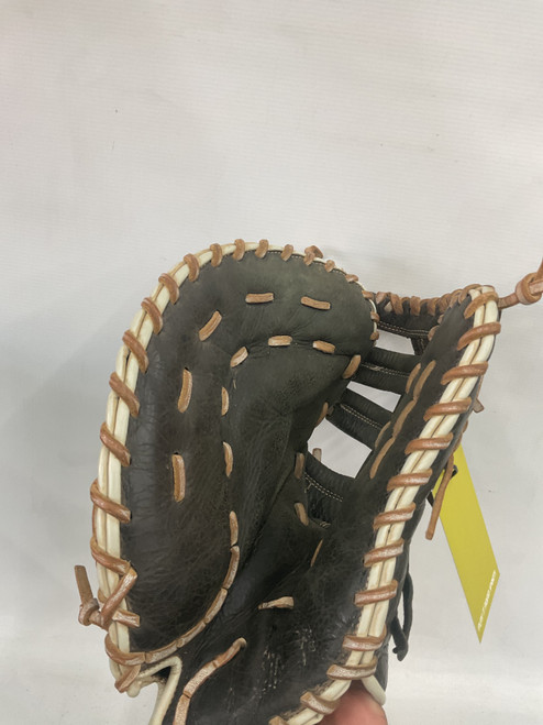 Vist Large View of Product Image Which is Used Rawlings BB/SB First Base LH Throw Brown 11"