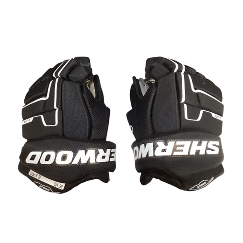 Vist Large View of Product Image Which is Used Sher-wood ENCRYPT E-LITE Junior Gloves Black 9"