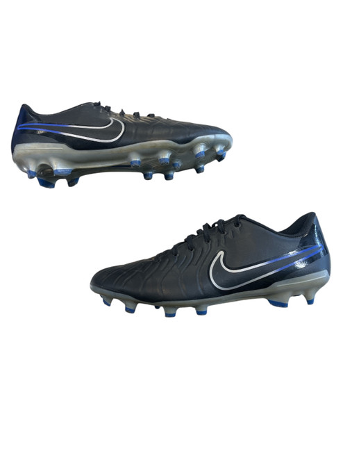 Vist Large View of Product Image Which is Used Nike Soccer Cleats Black Senior 8