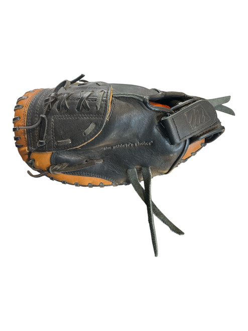 Vist Large View of Product Image Which is Used MacGregor DEEP GRIP POCKET BB/SB Catchers LH Throw Black 29"