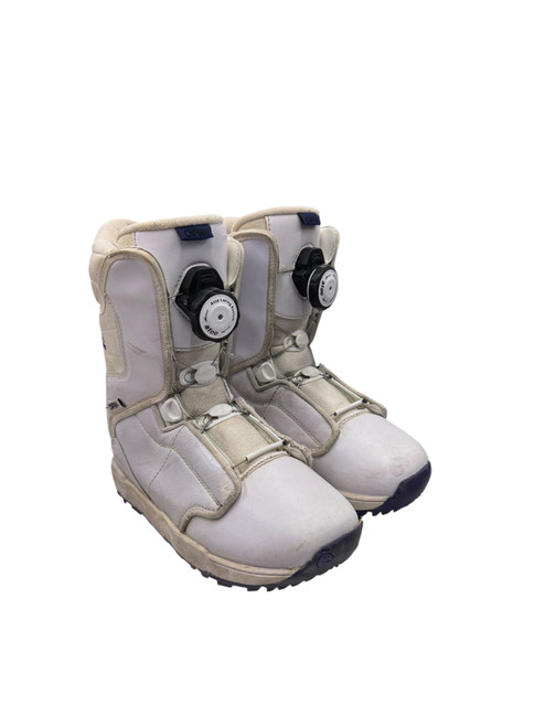 Vist Large View of Product Image Which is Used Capix WHITE ATOP Girls Snowboard Boots White Junior 04