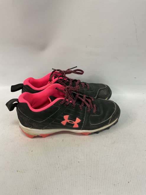 Vist Large View of Product Image Which is Used Under Armour BB/SB Cleats Pink And Black Junior 05